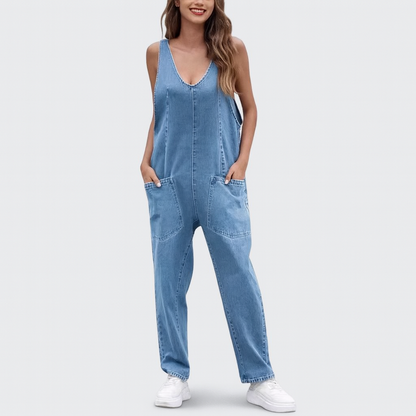 Caren – Ermeløs jumpsuit med vide ben og lommer