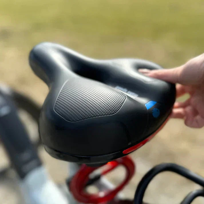 AeroFit - Ergonomisk sykkelsadel med støtdempende og ventilerende egenskaper