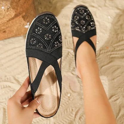 Olivia - Casual slip-on-sko med kryssremdesign