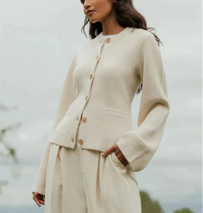 Olivia - uformell cardigan med behagelig passform