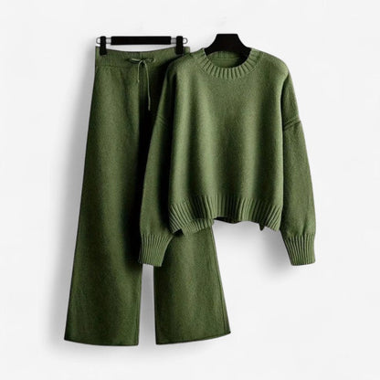 Caroline – Todelt Sett med Langermet Genser og Vide Bukser