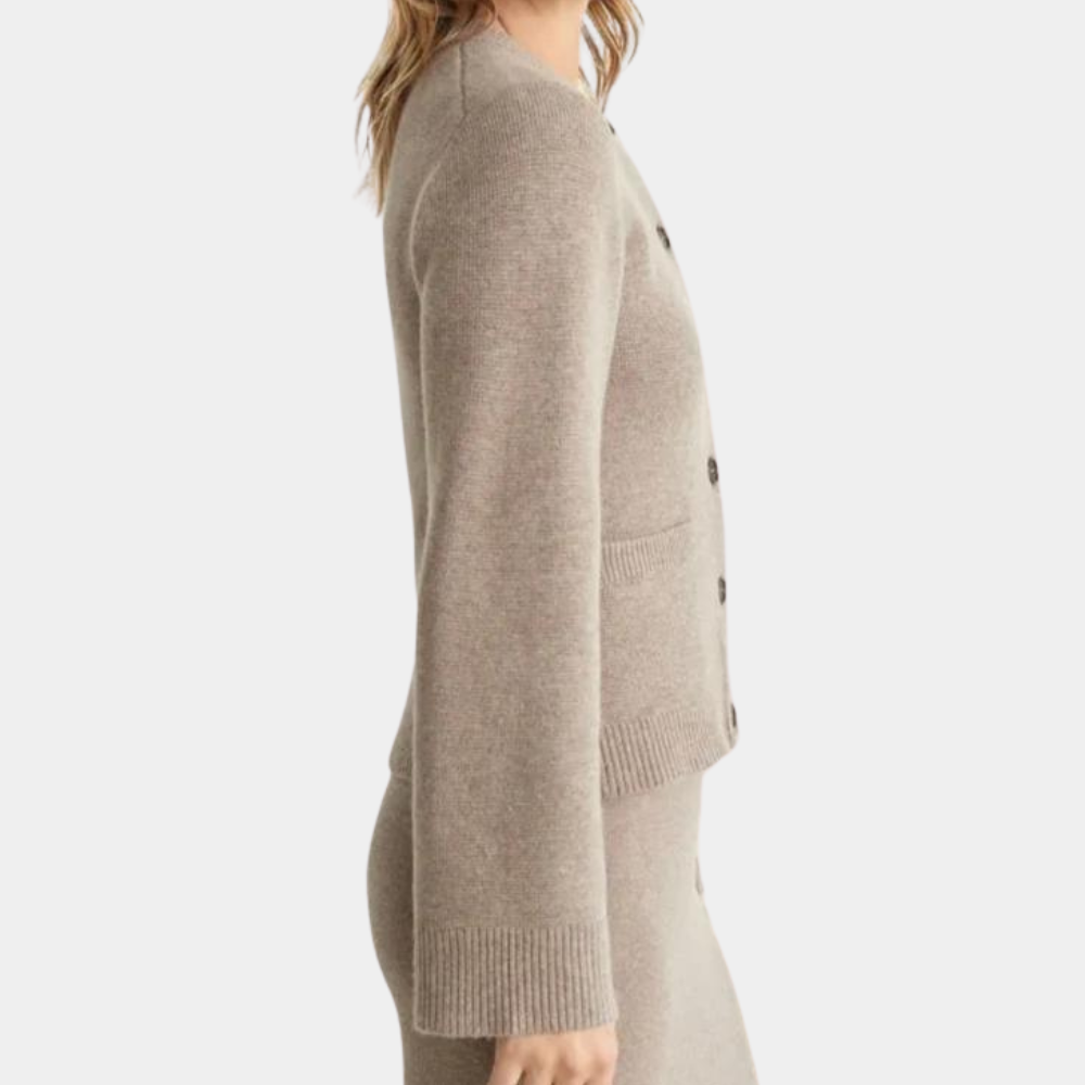 Isla - Skreddersydd button-up cardigan med utsvingte mansjetter