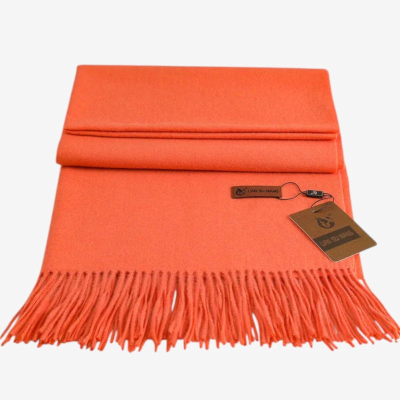 Aveline – Skjerf med Stor Form og Frynsekant-Design