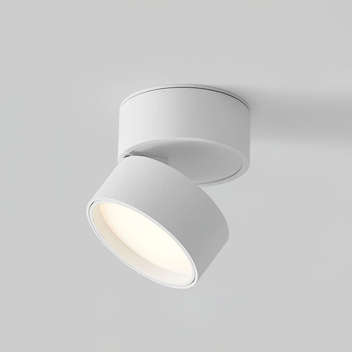 AuraLite - Stilfull taklampe med overflate for moderne interiør