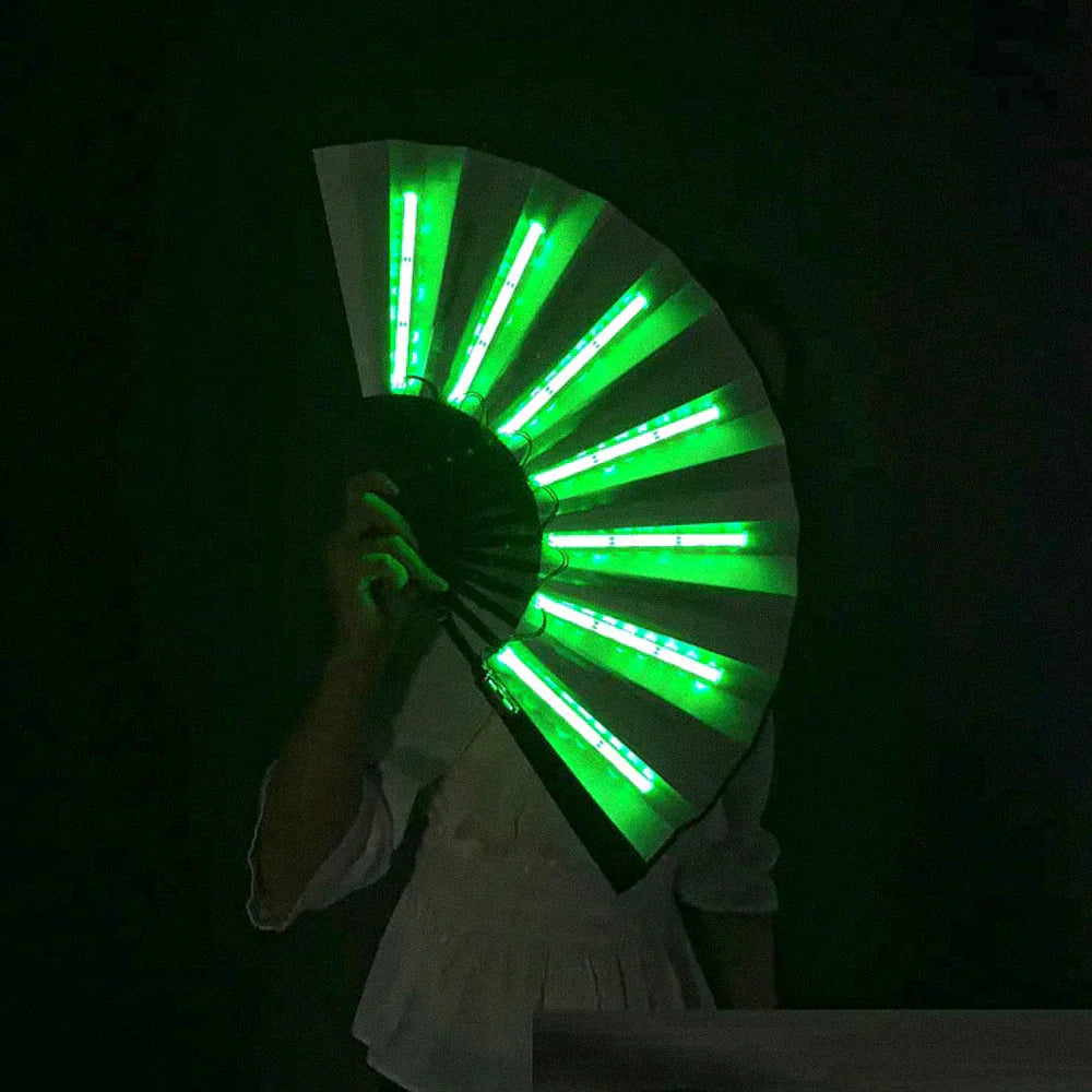 FestivalFan - Bærbar vifte med LED-belysning for komfort og kjølig stil