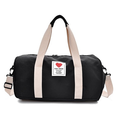 Aria - treningsbag for reise Rommelig og stilig design med ekstra skolomme og justerbar stropp