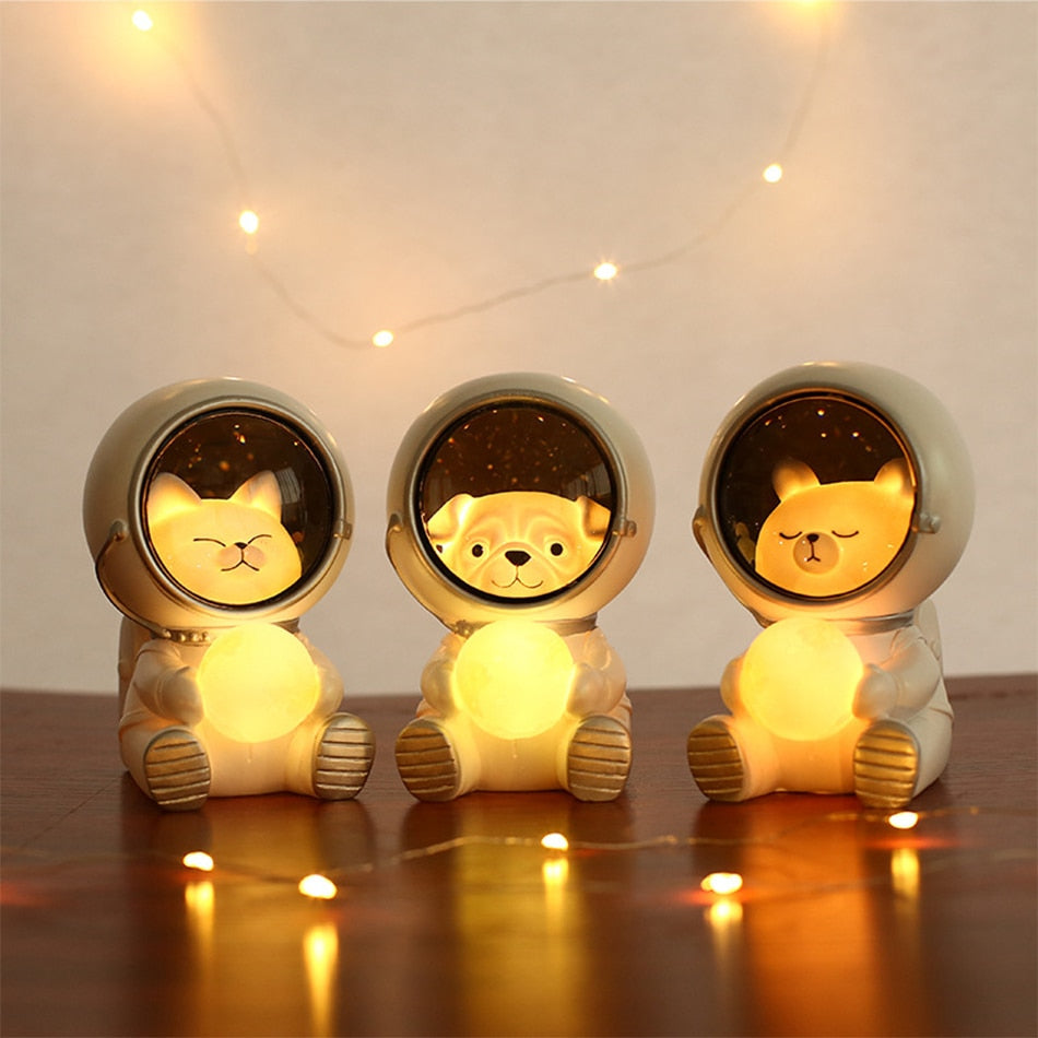 SpacePals - Søt LED- nattlampe med astronaut som kjæledyr og måne som skifter farge
