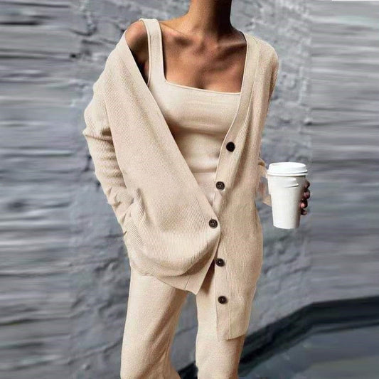 Lila - Chic 3-delt sett med tilpasset tank avslappede bukser og lang cardigan