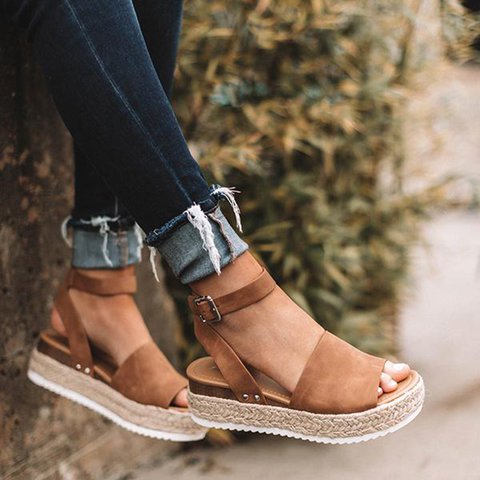 StrideUp - Espadrillesandaler med plattform og justerbar ankelrem