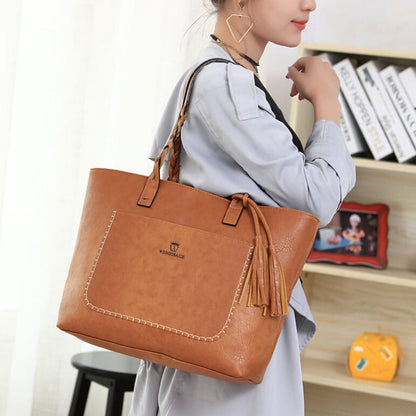 Sophie - Stilig skulderveske med flettede håndtak