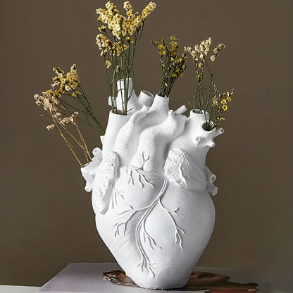HeartBloom - Romantisk hjerteformet vase for eleganse