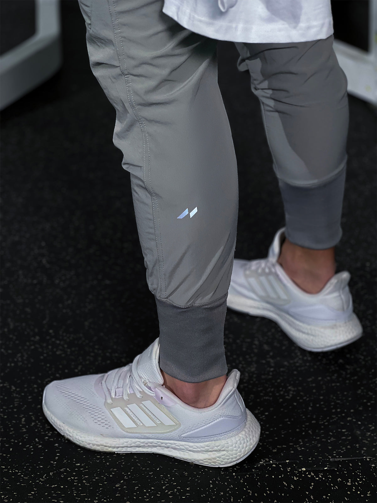 Liam - Sportsbukser med stretchy design og funksjonelle lommer