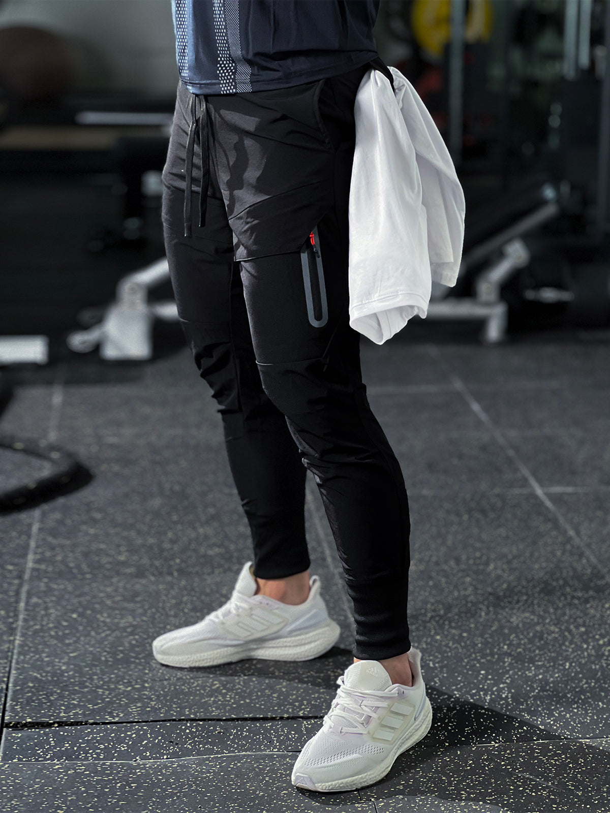 Liam - Sportsbukser med stretchy design og funksjonelle lommer