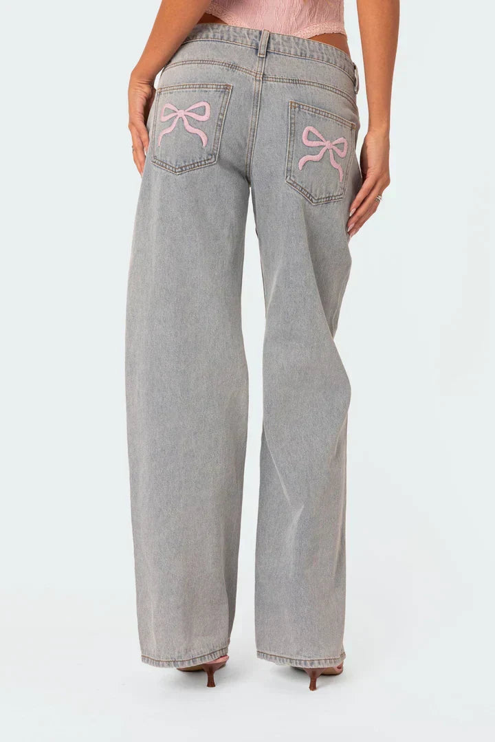 Lina – Jeans med Komfortabel Passform med Elegant Sløyfedetalj