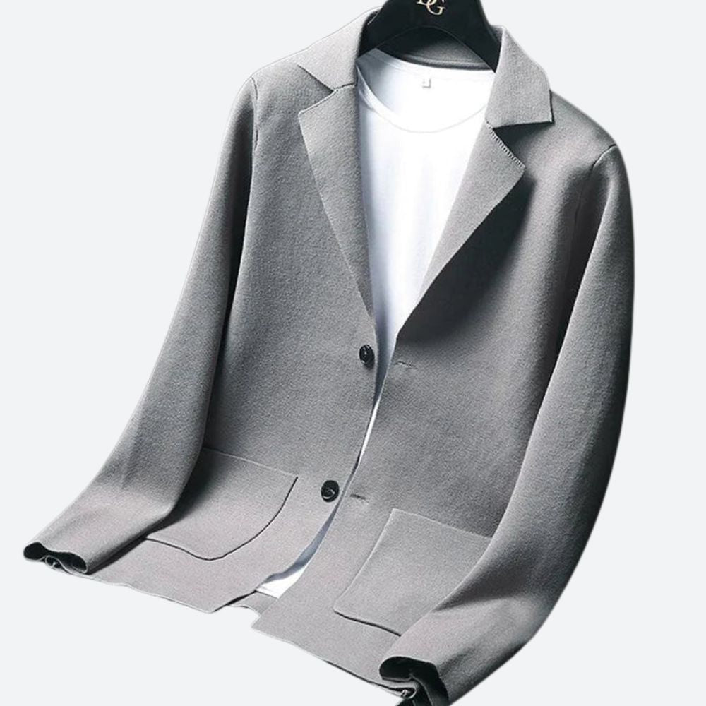Gisela - Langermet Blazer med Krage og Knappe Detaljer