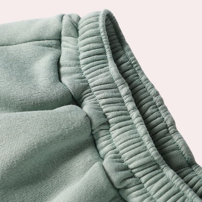 Keelin – Stilig todelt joggedress med Trendy Halvglidelåsvest