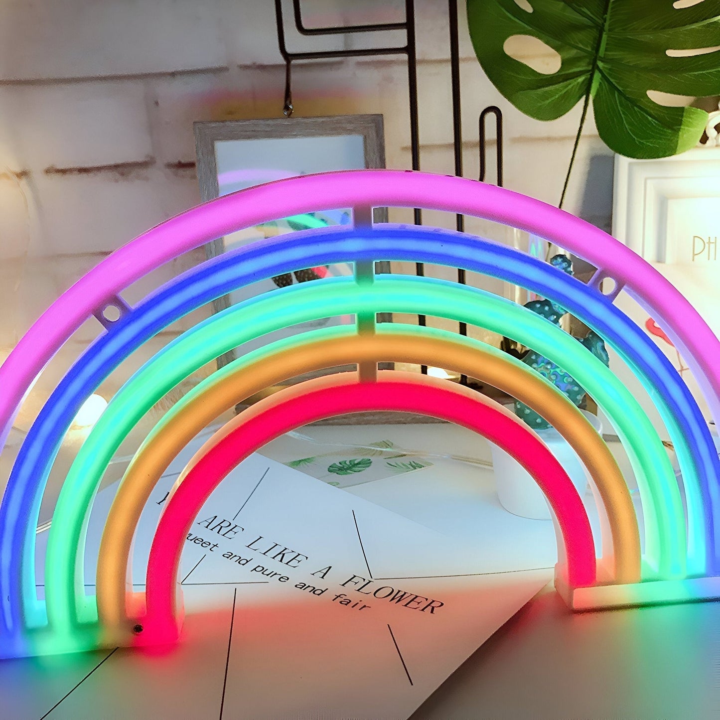 RainbowGlow - Bærbart LED regnbue nattlys for en magisk glød