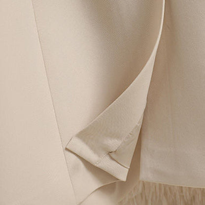 Aria – Funksjonell Frontlommeblazer med Klassisk Jakkeslag