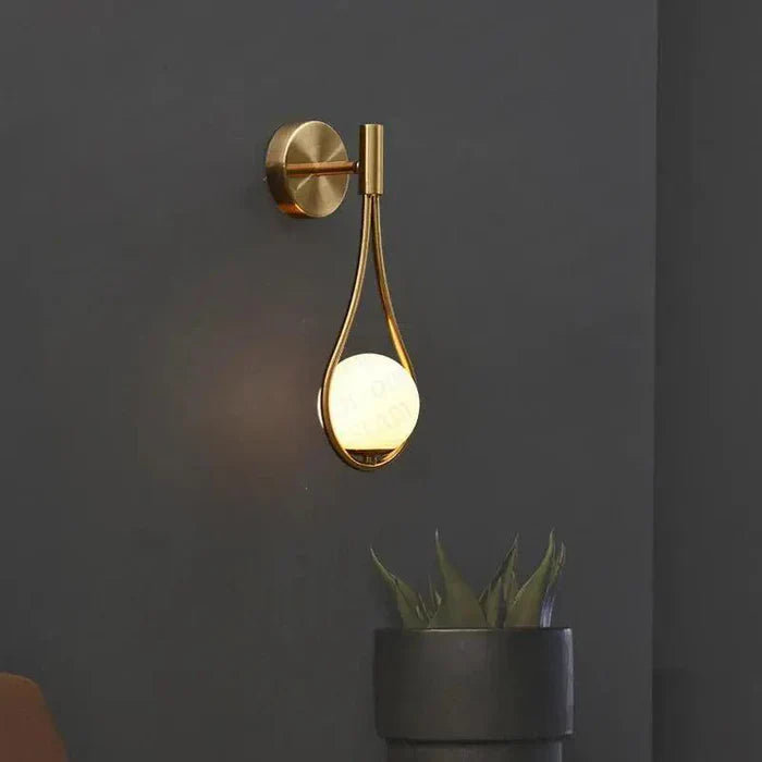 SleekBeam - Elegant vegglampe for allsidig belysning