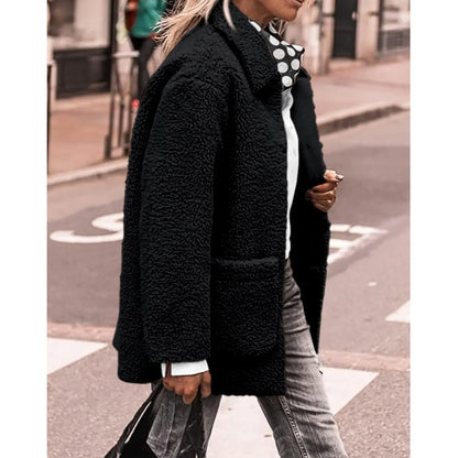 CozyGrace - Myk kåpe med knappelukking