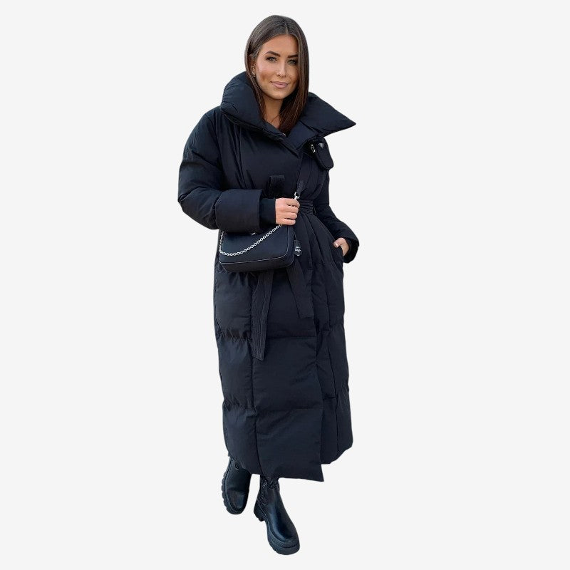 Clara – Kåpe med lange ermer, midjebelte og ståkrage