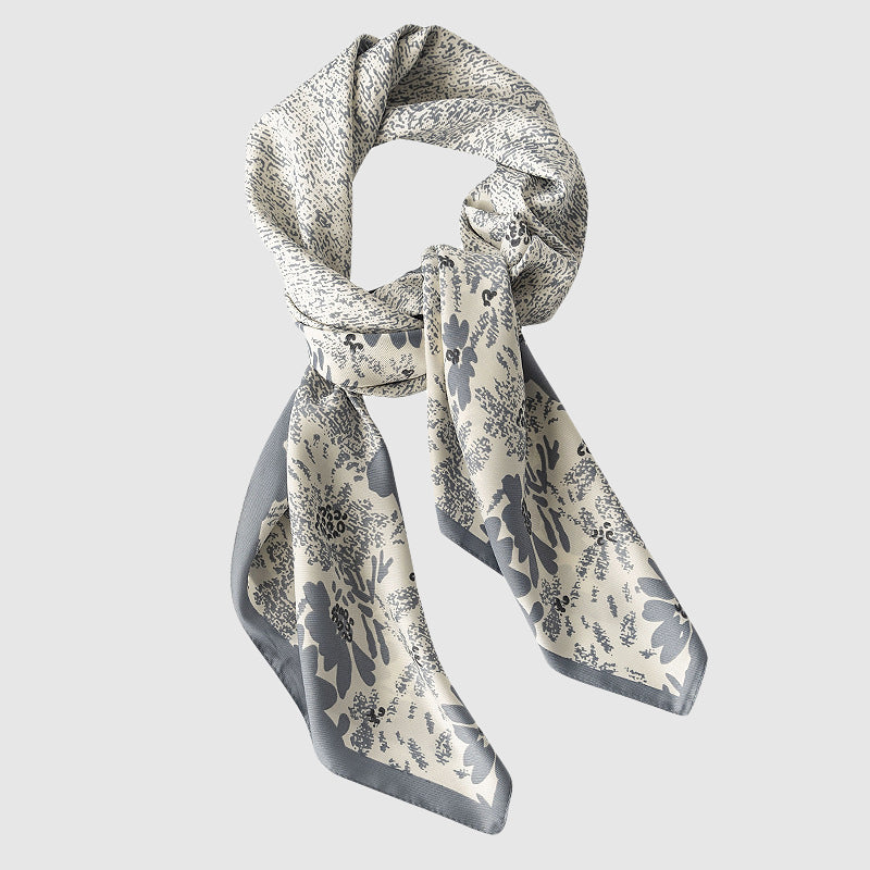 Amalie - Blomstrete skjerf for en sofistikert look