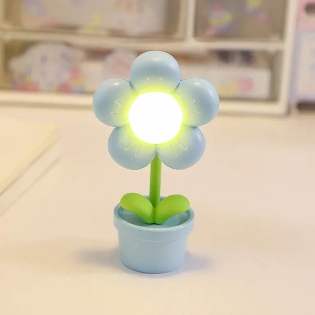BlossiGlow - Blomsterformet bordlampe for en koselig atmosfære