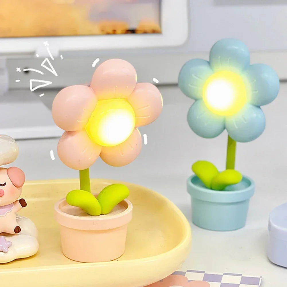 BlossiGlow - Blomsterformet bordlampe for en koselig atmosfære