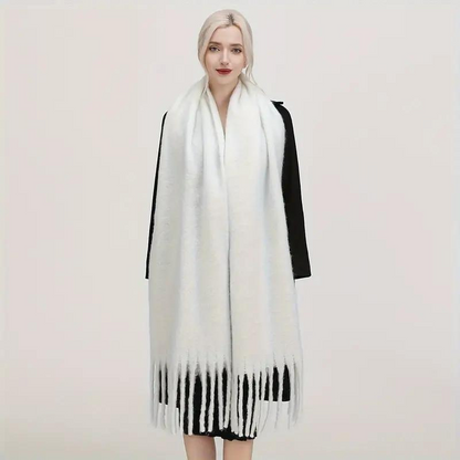Jennifer - Oversized skjerf med frynser design for maksimal dekning og varme