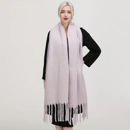 Jennifer - Oversized skjerf med frynser design for maksimal dekning og varme