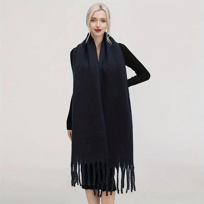Jennifer - Oversized skjerf med frynser design for maksimal dekning og varme