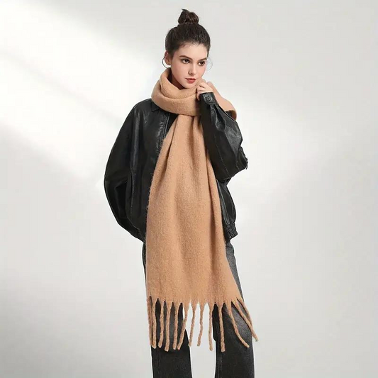 Jennifer - Oversized skjerf med frynser design for maksimal dekning og varme