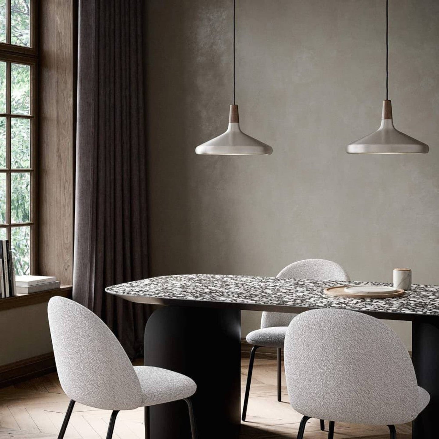 CylinLite – Pendellampe med Jern og Trestoff