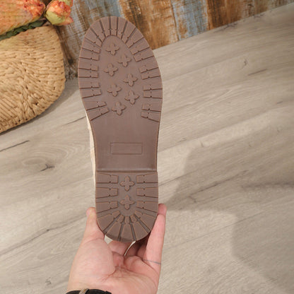 Reina ankelstøvletter med spennedetalj og lav blokkhæl