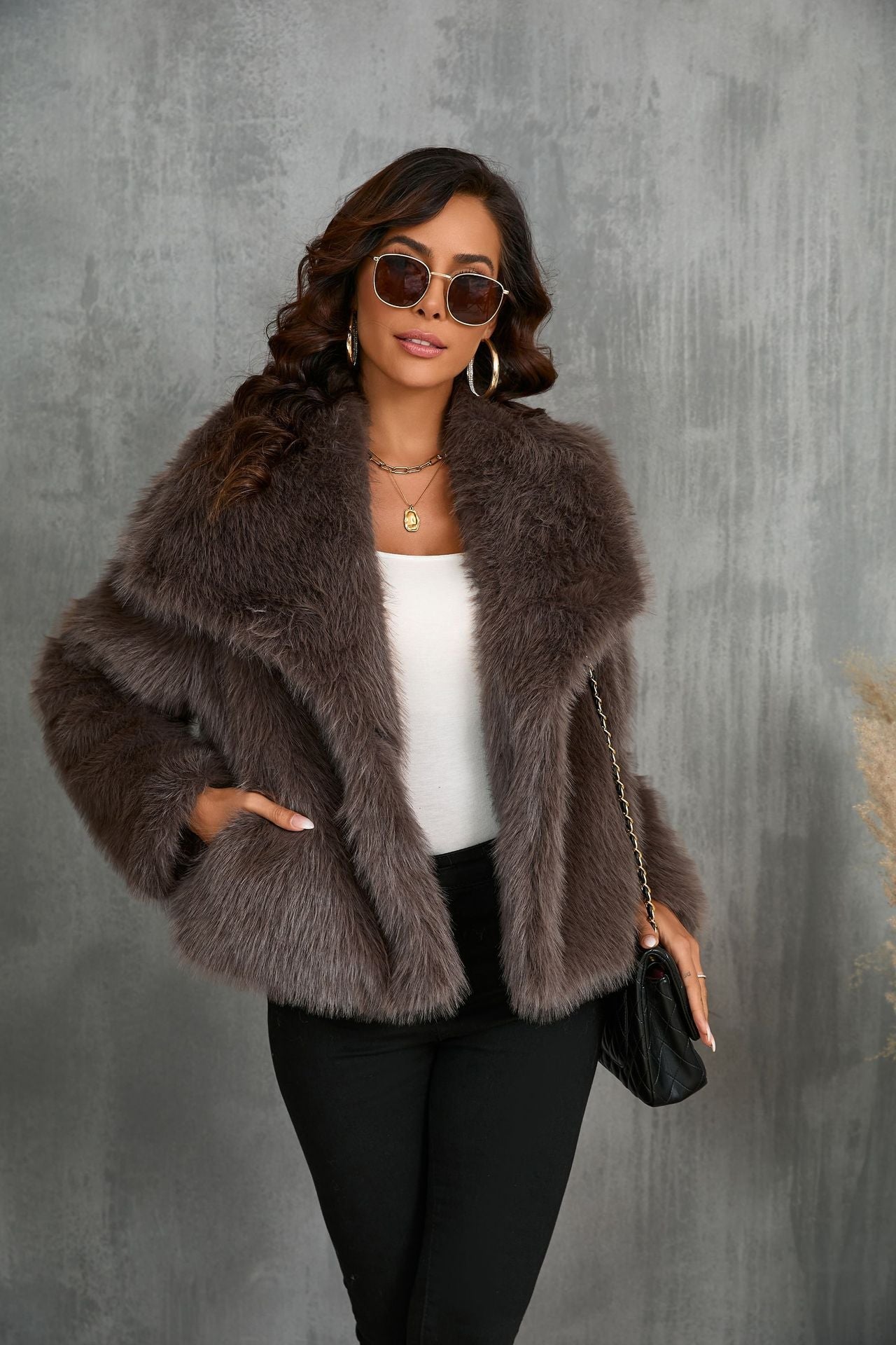 Sienna - Cropped jakke med overdimensjonert revers