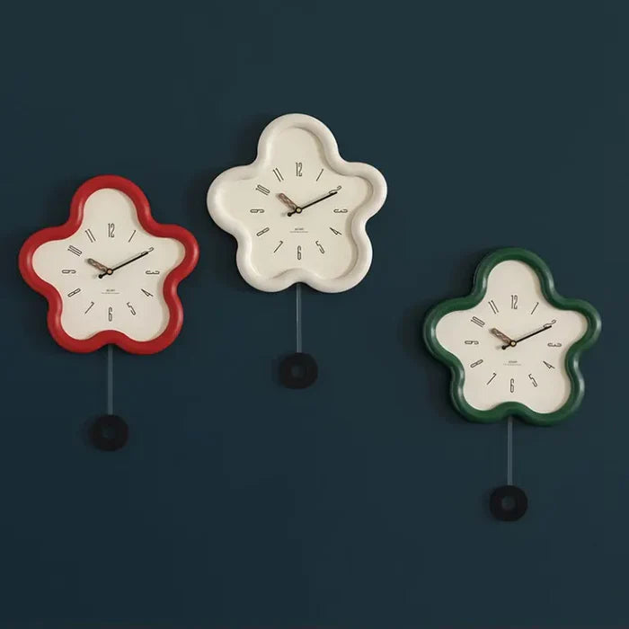 FloraTime – Stille veggklokke med 3D-blomsterdesign og minimalistisk skjerm