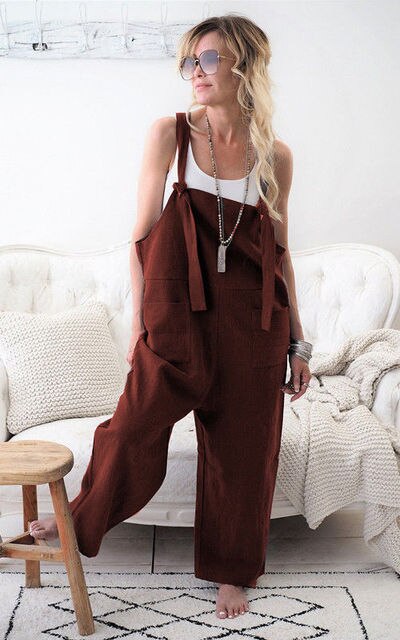 Mia - Uformell jumpsuit med justerbare stropper og brede ben