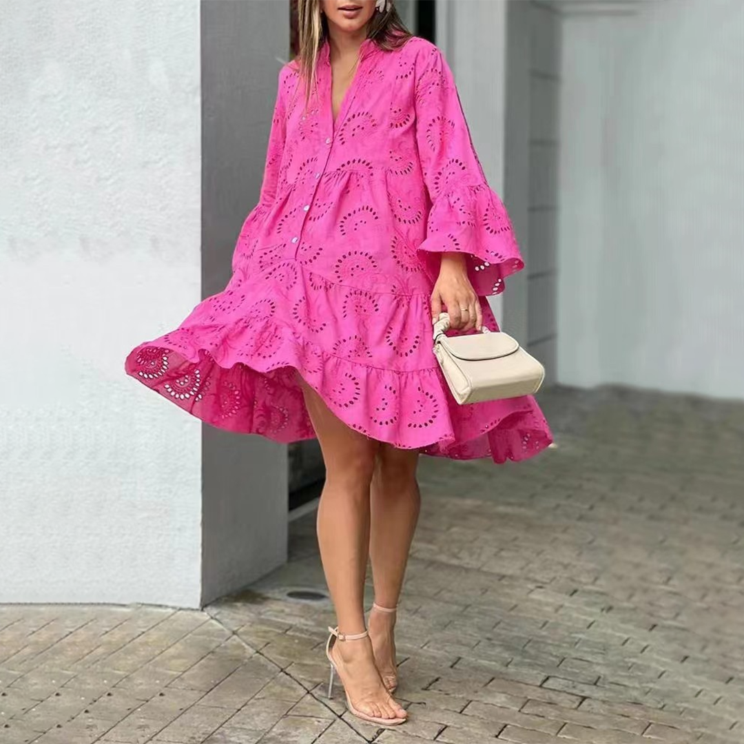Celeste - Brodert kjole med ballongermer og eyelet-design