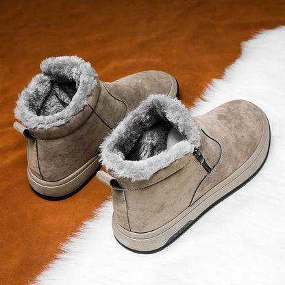 Carl - Varme, sklisikre ankelsko med glidelås og pelsfôr