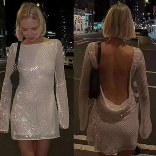 Olivia - Ryggløs Paljettkjole med Lange Utsvingte Ermer
