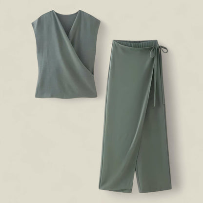 Ava - Komfortabelt og stilig dameantrekk med en flatterende silhuett