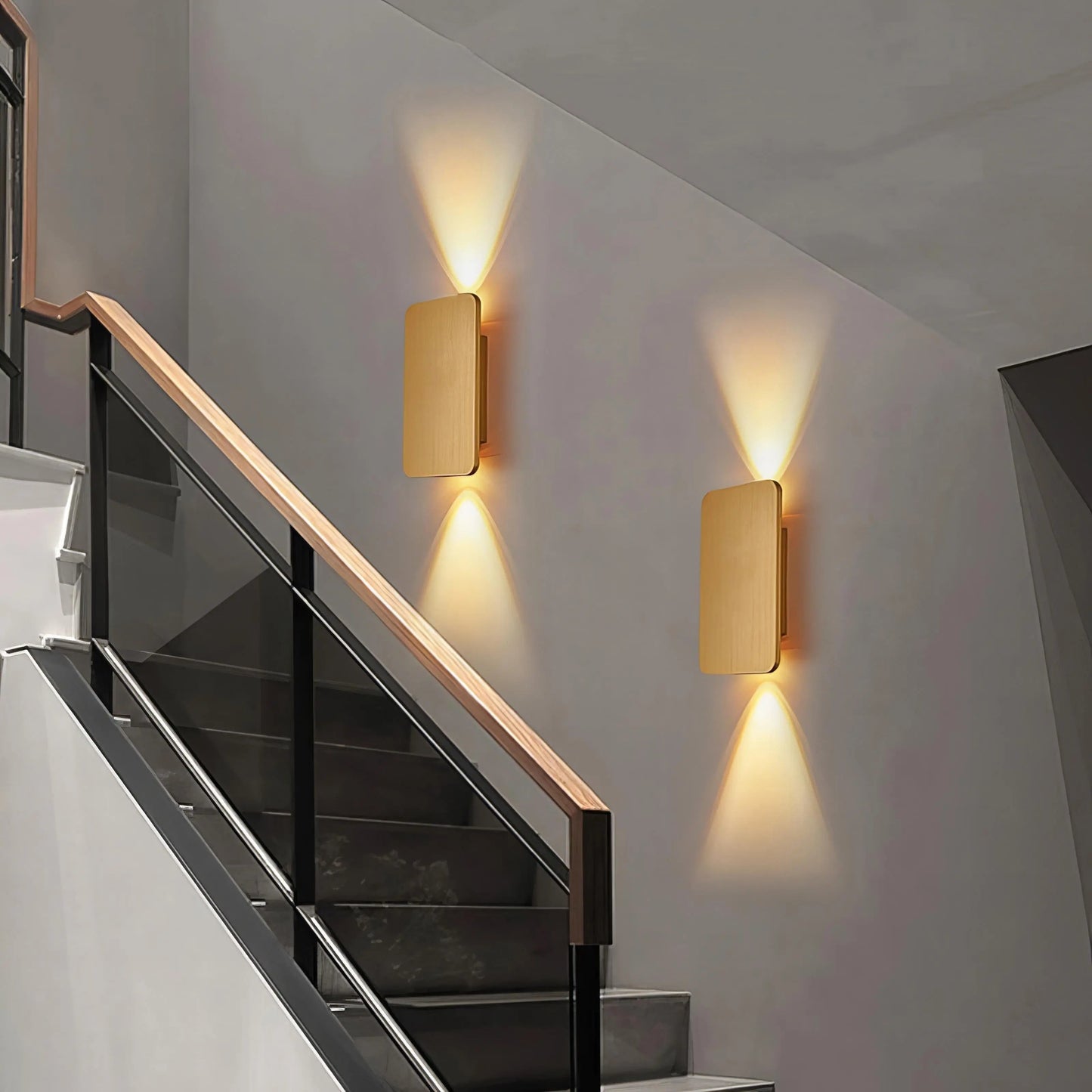 LumoFrame - Rektangulær vegglampe for moderne interiør