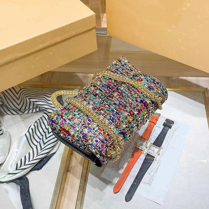 Livia – Håndveske med Skulderstropp og Frontlokk