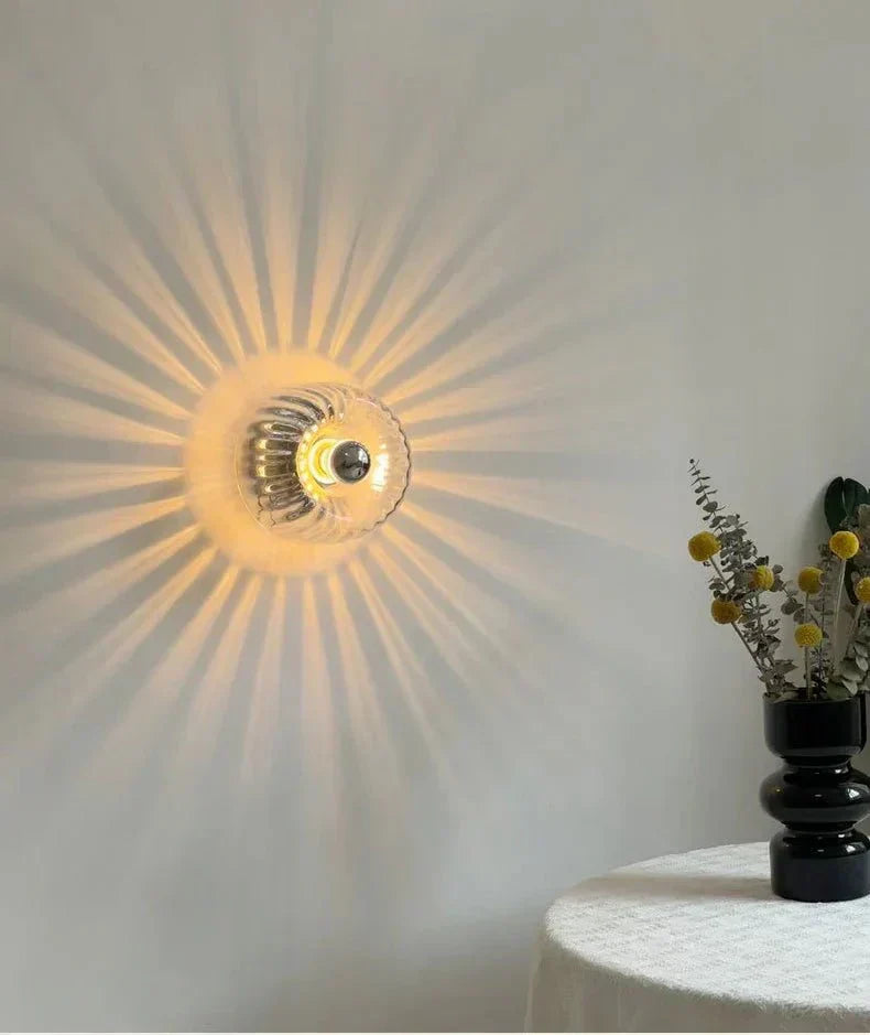LumeForm - Slanke Bauhaus-inspirerte vegglamper for moderne rom