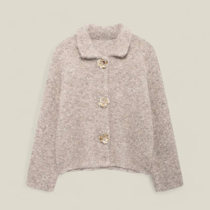 Lily - Myk strikkecardigan med feminine blomsterdetaljer for kjøligere dager