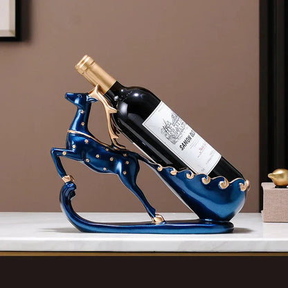 RegalPour – Elegant Hjortvinflaskeholder med Balansert Struktur