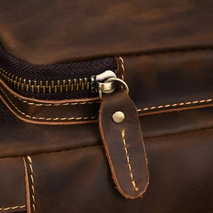 Enzo - Elegant Robust Brystveske med Romslig Kapasitet