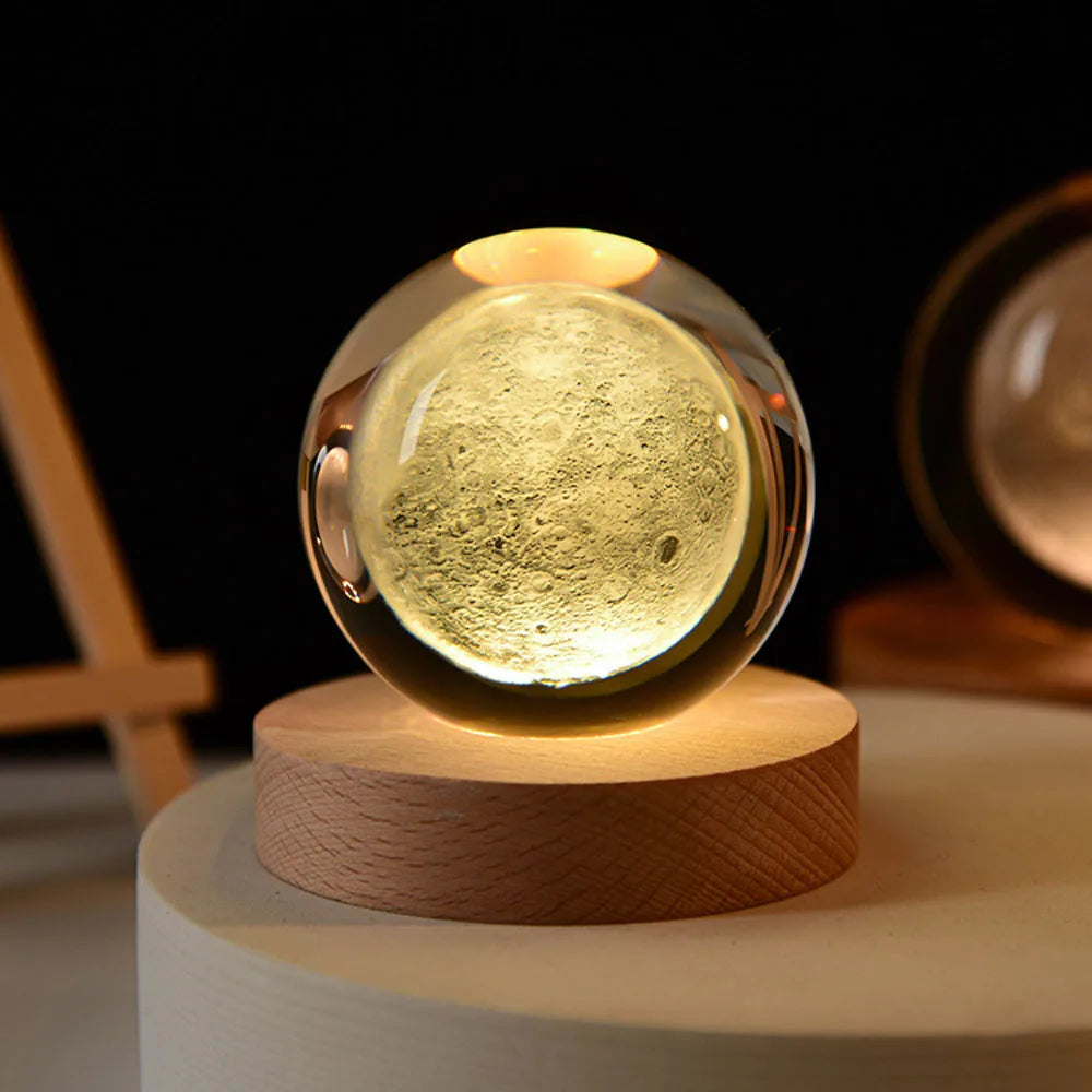 StarGlow - Inngravert globe i solsystemet for magisk hjemmeinnredning