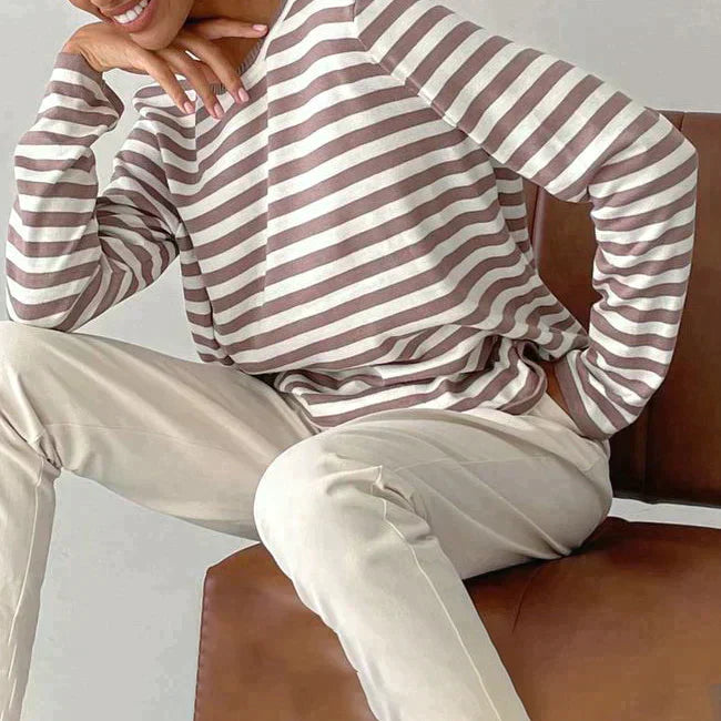 Olivia - Stripete sweatshirt med rund hals og lange ermer