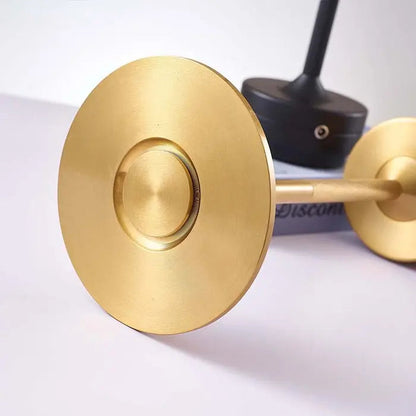 GlowBeam - trådløs oppladbar LED-bordlampe med et moderne preg